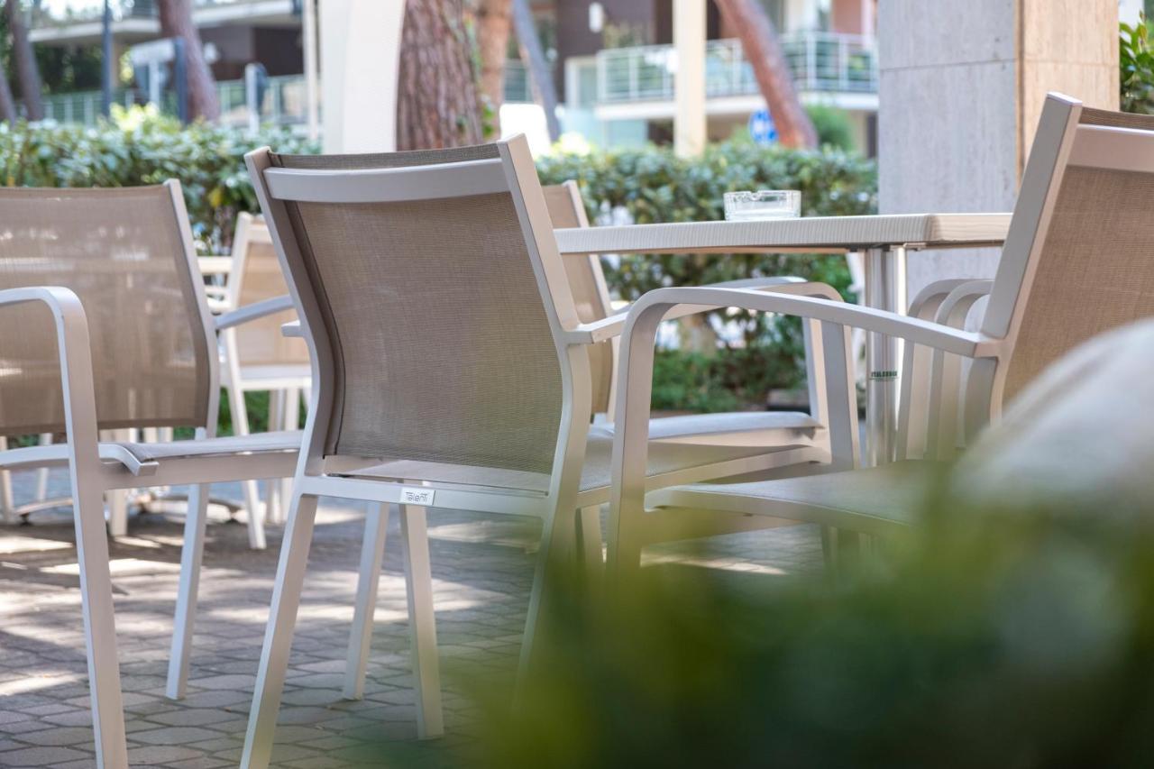 Hotel Orsa Maggiore Мілано-Маріттіма Екстер'єр фото